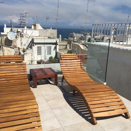 Romi' Hotel Полиняно а Маре Екстериор снимка