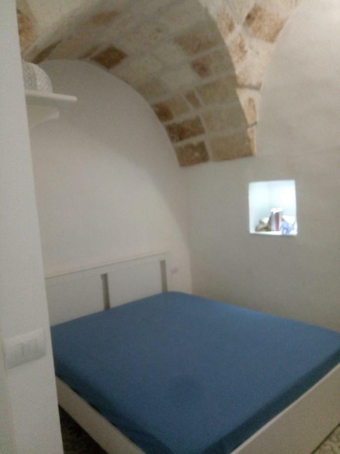 Romi' Hotel Полиняно а Маре Екстериор снимка